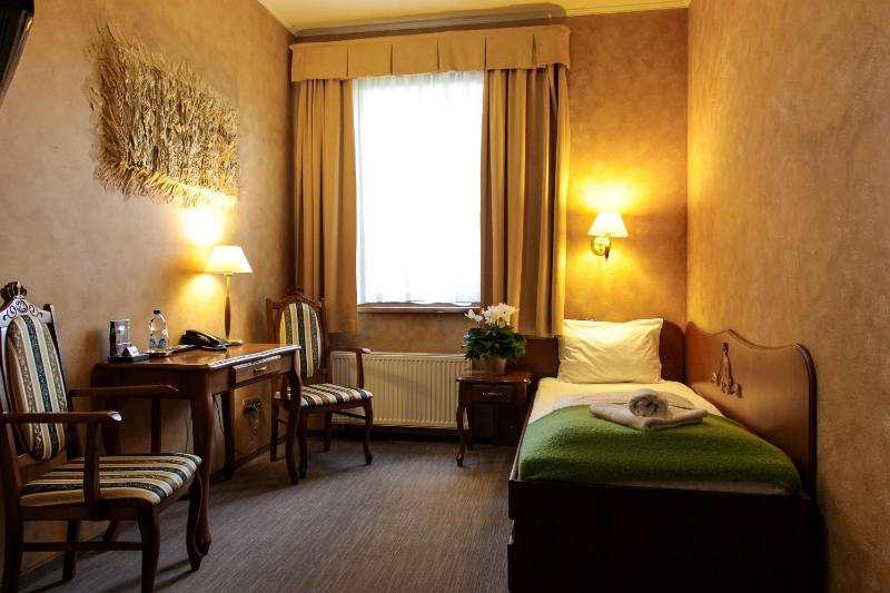 Single Room image 1