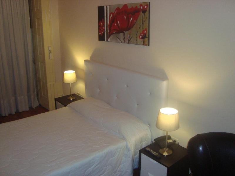 Double or Twin Room image 2