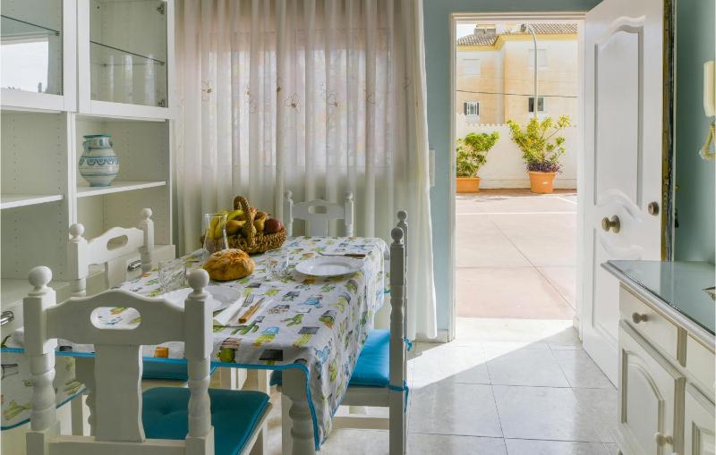 2 Bedroom Beach Front Apartment In Torremolinos - image 3