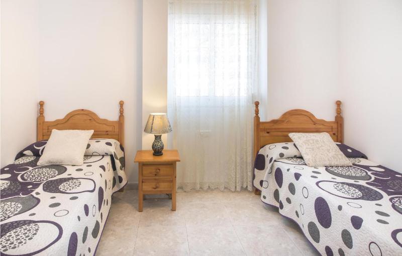 2 Bedroom Beach Front Apartment In Torremolinos - image 13
