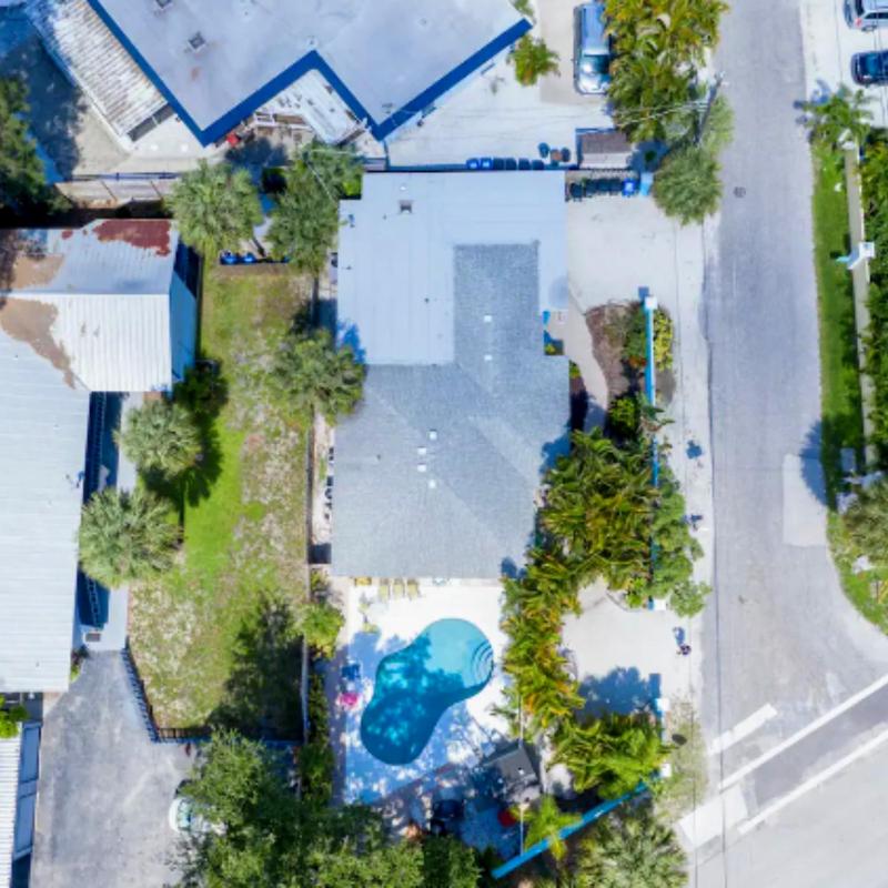 Vacation Home With Pool in siesta key sarasota - image 4
