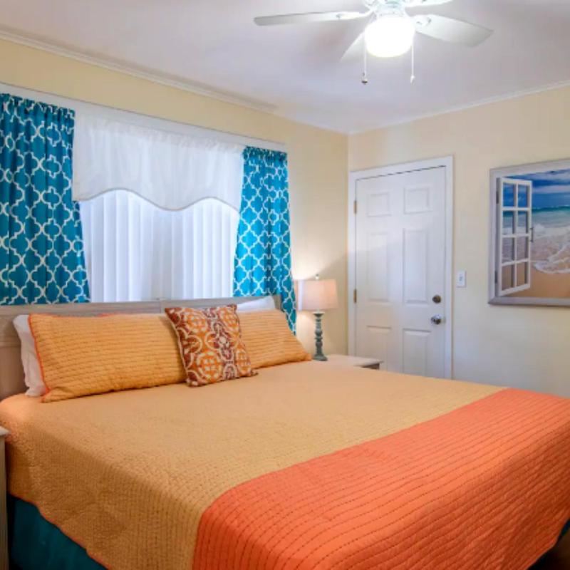 Vacation Home With Pool in siesta key sarasota - image 11