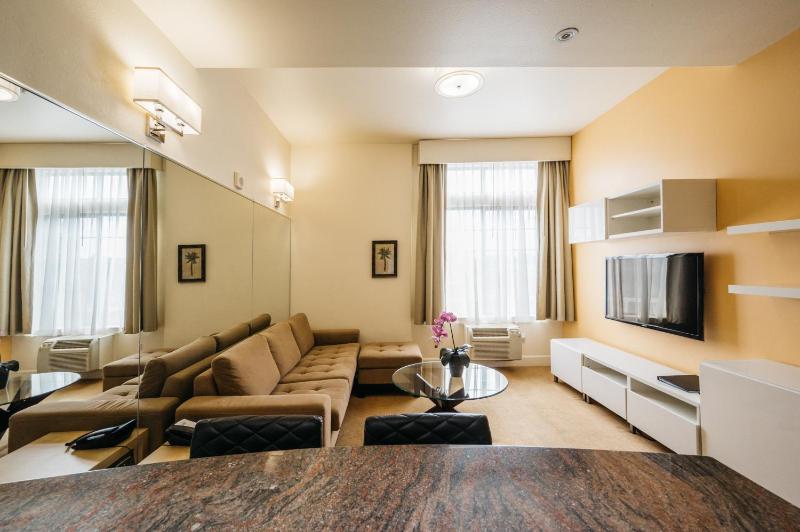 One-Bedroom Apartment image 3