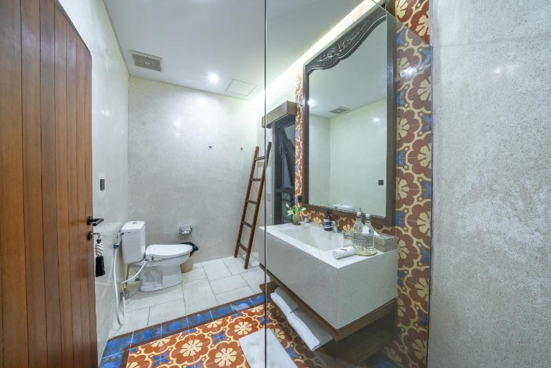 Villa Aiimara - Modern 5-bedroom Villa AMAZING LOCATION - image 25