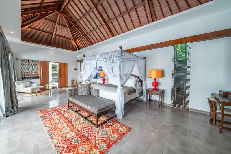 Villa Aiimara - Modern 5-bedroom Villa AMAZING LOCATION - image 37