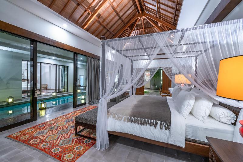 Villa Aiimara - Modern 5-bedroom Villa AMAZING LOCATION - image 49