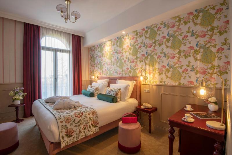 Superior Double Room image 1