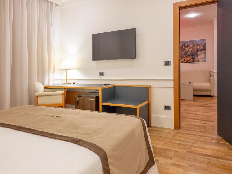 Suite image 4