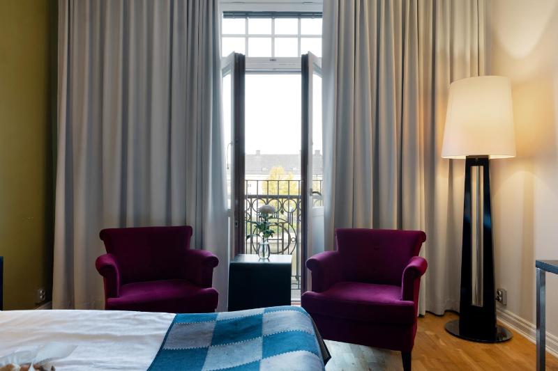 Superior Double or Twin Room image 3