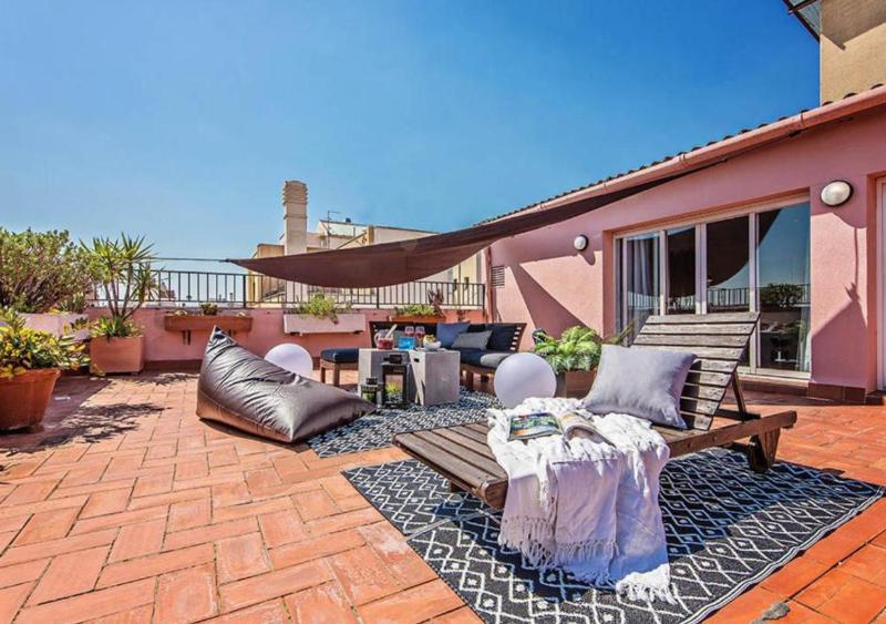 Apartment with Terrace image 2