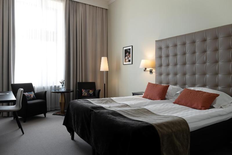 Superior Double or Twin Room image 3