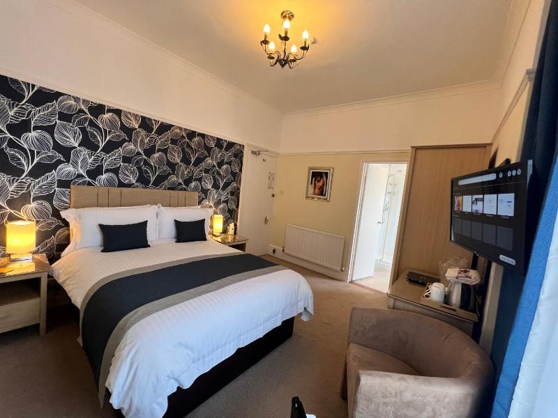 Double Room First Floor image 4