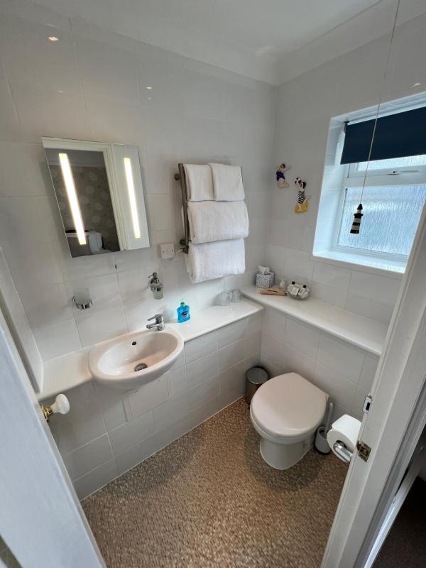Twin Room First Floor image 2