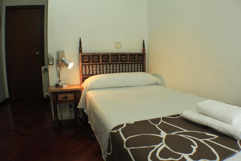 Single Room image 1