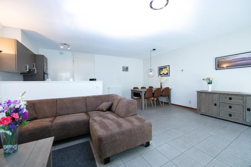 Three-Bedroom House image 2