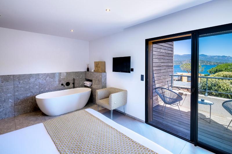 Double Room Sea Side image 3