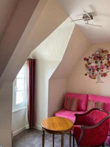 Queen Room with Sea View image 4