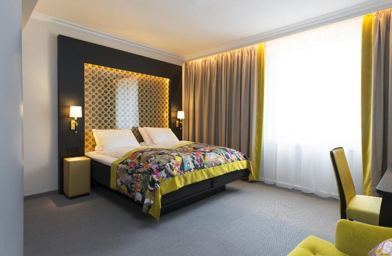 Superior Double Room image 1
