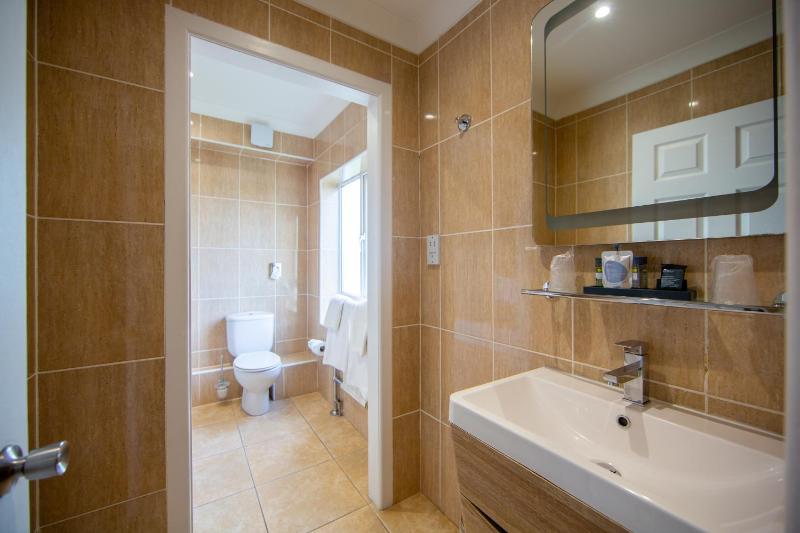 Standard Family Room of 3 image 4