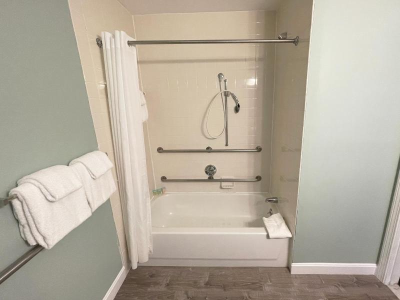 Two-Bedroom Villa image 3
