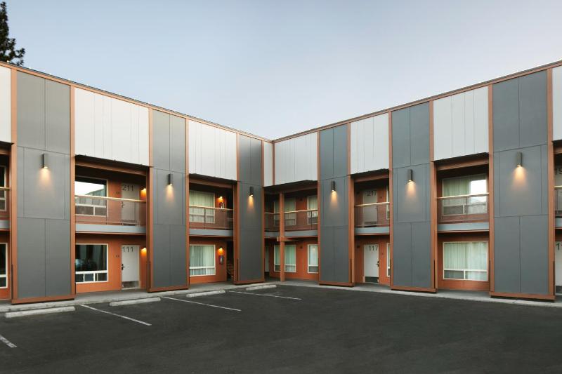 Waypoint Hotel - image 23