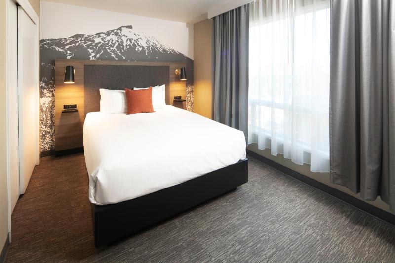 Waypoint Hotel - image 17