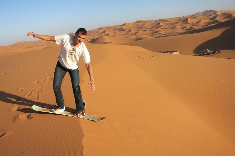 Sahara camel tours camp - image 44