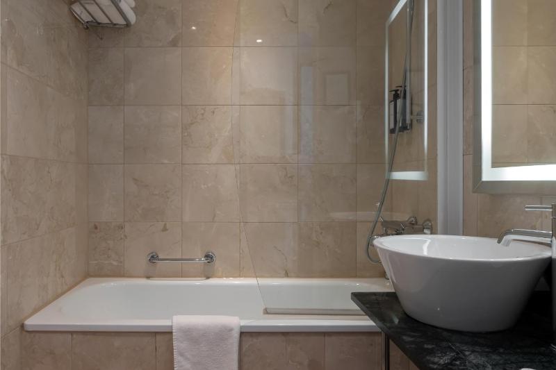 Superior Double Room image 1