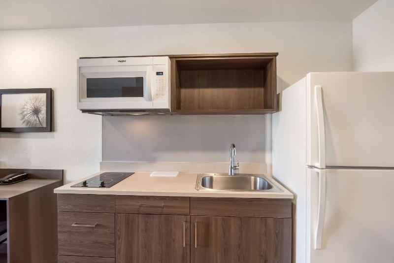 WoodSpring Suites Colorado Springs North - Air Force Academy - image 29