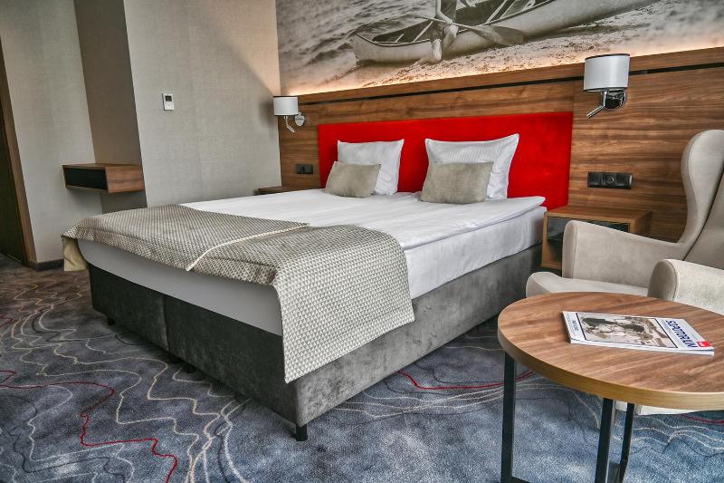 Premium Double or Twin Room image 3