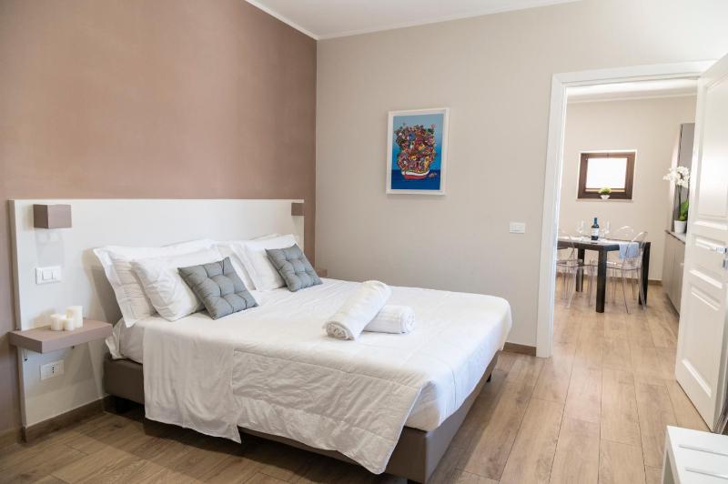 B&B Ruggero Settimo - Room & Suite - image 8