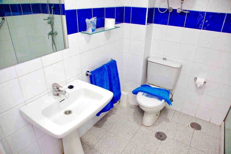 Studio Apartment (2 Adults) image 4