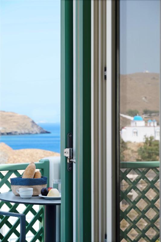 Studio Apartment image 3