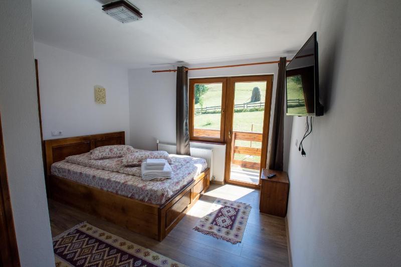 Two-Bedroom Suite image 4