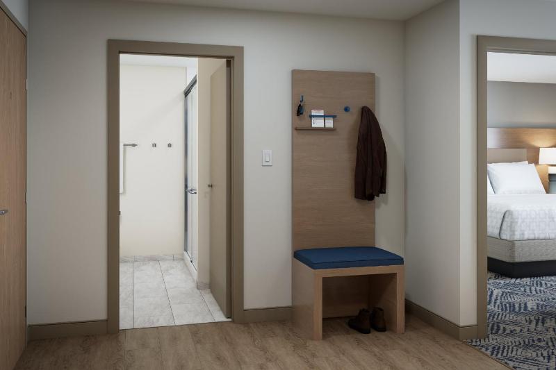 One-Bedroom Suite image 1