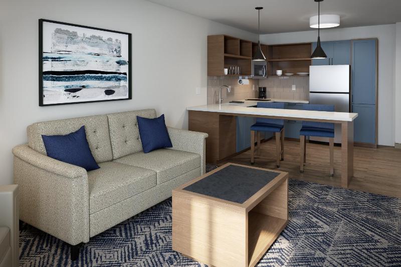 One-Bedroom Suite image 4