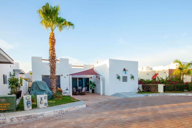 Casa con Acceso a La Playa Images