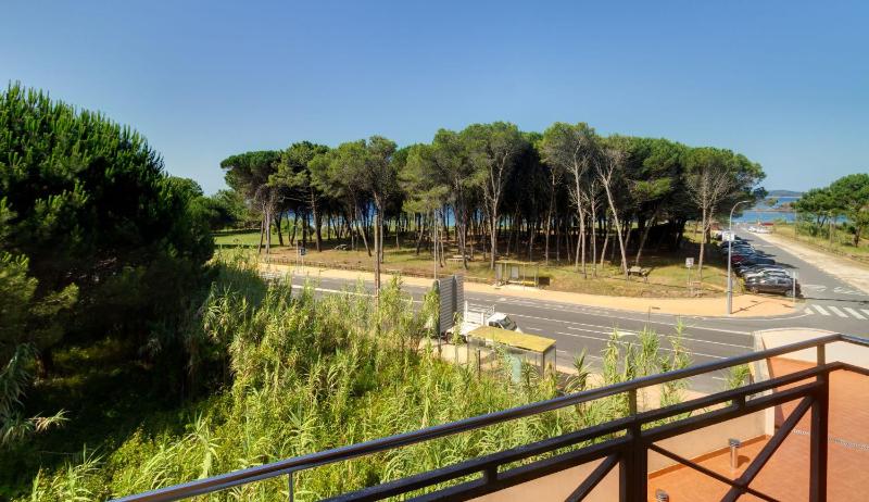 Duerming Montalvo Playa Hotel - image 2