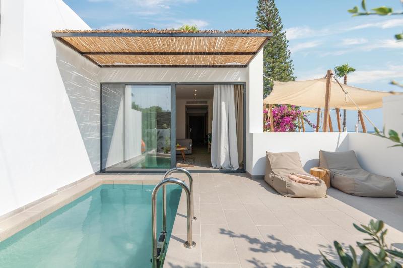 Napa Mermaid Hotel & Suites - image 11