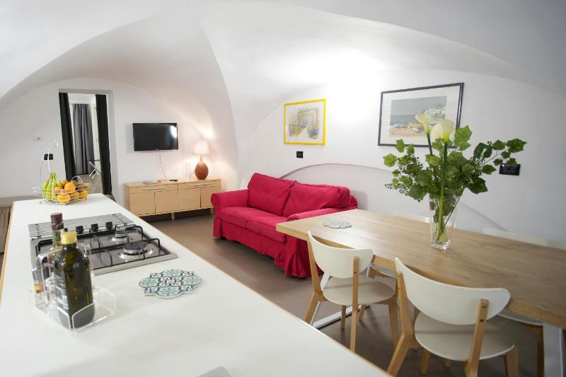 Palazzo Marletta Duomo Apartment - image 4