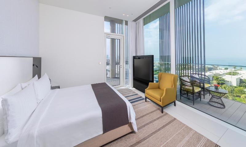 Al Zorah Royal Suite image 4