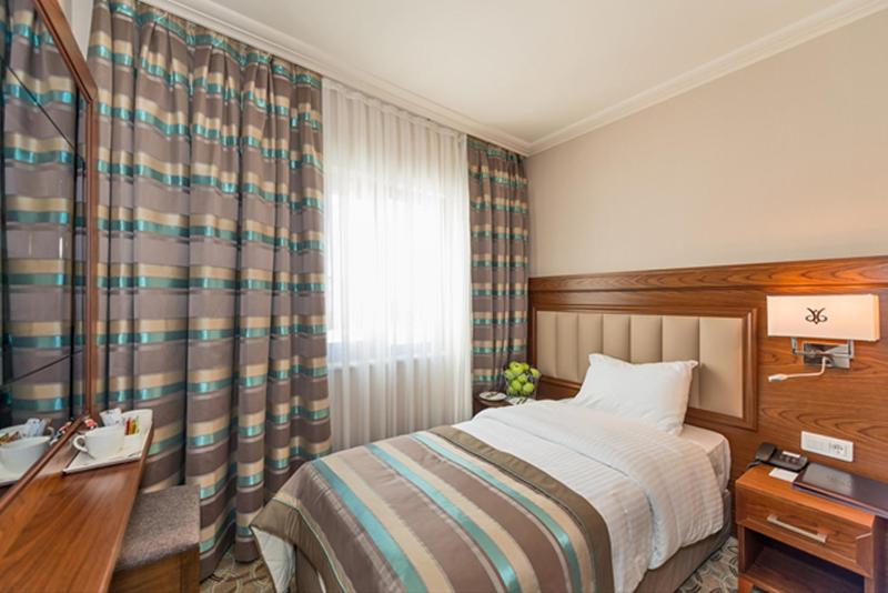 Deluxe Single Room image 3