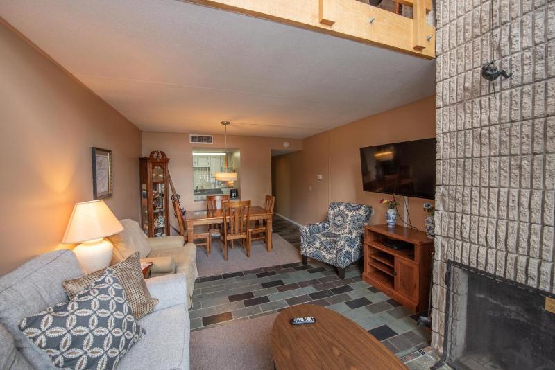 One-Bedroom Apartment image 1
