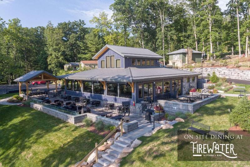 One-Bedroom Apartment image 2