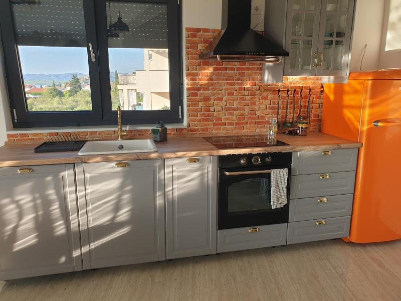 Apartman Retro with heated pool and gym for 8 - image 15