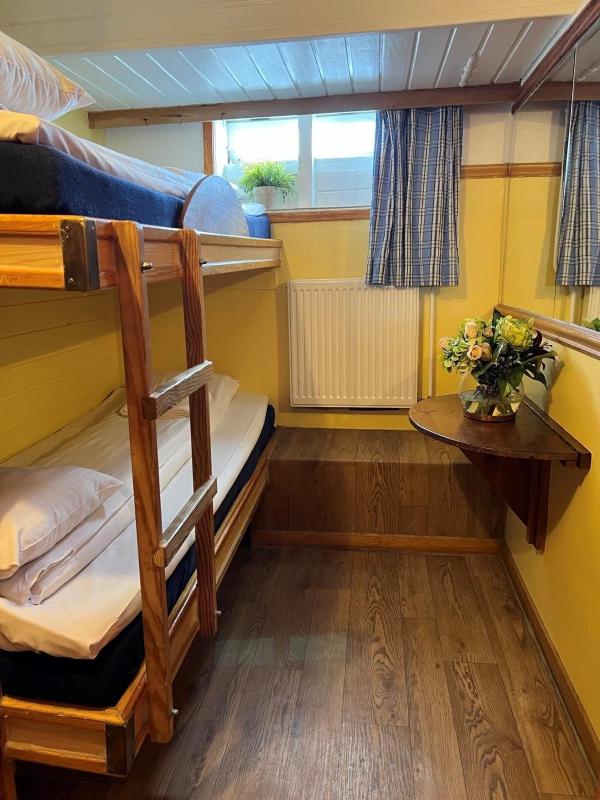 Economy Cabin on Boat (2 Adults) image 3