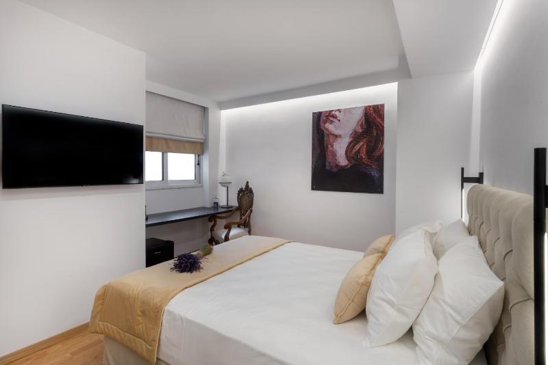 Classic Room image 3