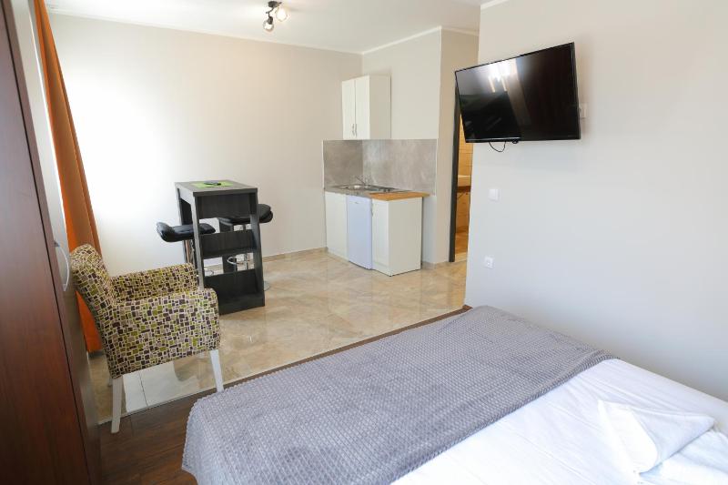 Fenix Apartments - image 5