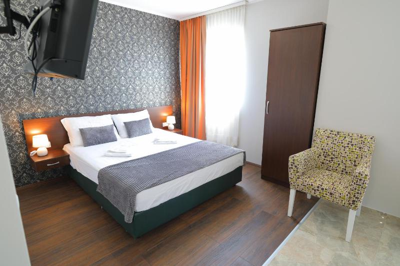 Fenix Apartments - image 11