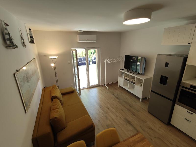 Apartman-studio, Salamunic, Pelinje, Jelsa Images